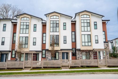 2-7670 207 St, Langley, BC, V2Y3N7 | Card Image