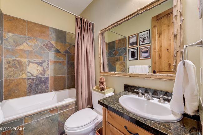 7050 River Valley Rd, Home with 5 bedrooms, 4 bathrooms and null parking in Peoa UT | Image 32