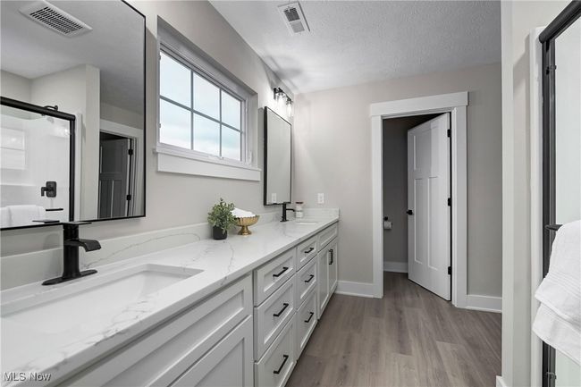 836 Buckingham Dr, House other with 4 bedrooms, 3 bathrooms and null parking in Lagrange OH | Image 20