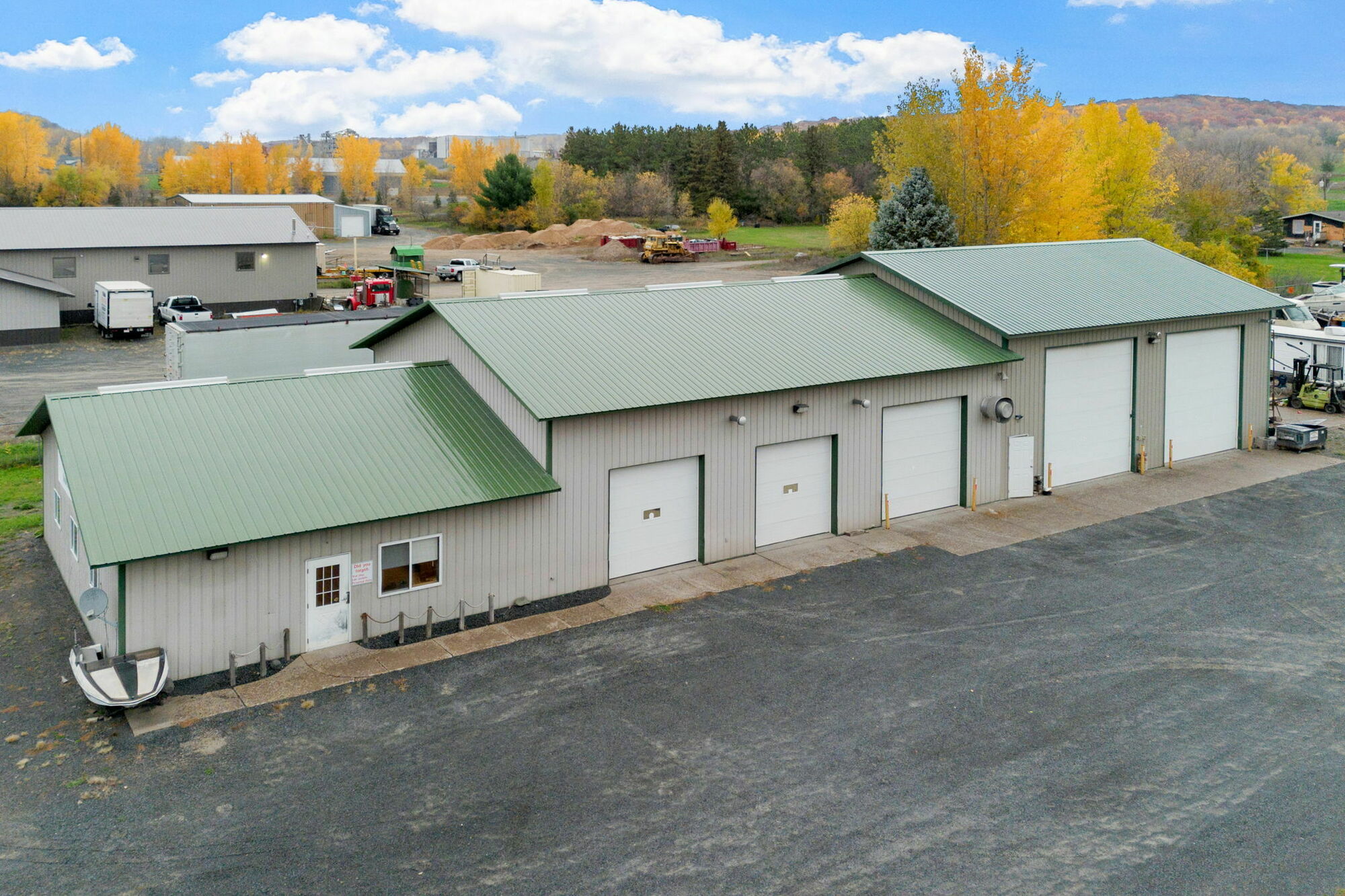 695 Kelly Ave, Dresser, WI 54009