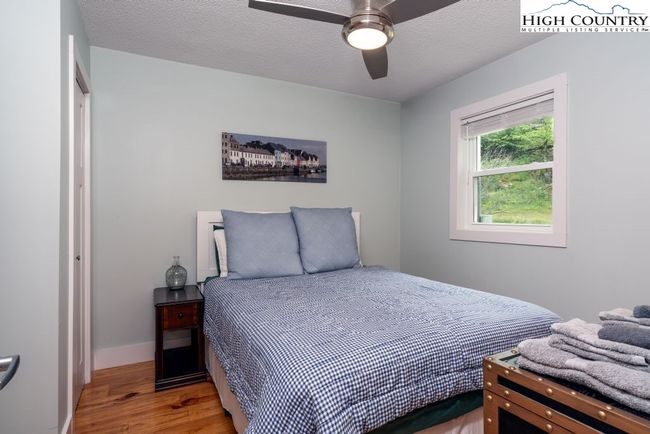 Guest Room | Image 20