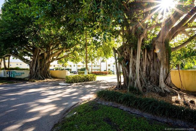 APT-115 - 1600 Se Saint Lucie Blvd, Condo with 2 bedrooms, 2 bathrooms and null parking in Stuart FL | Image 33