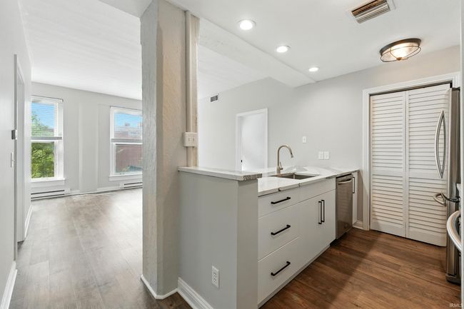 APT-329 - 112 W Washington Blvd, Condo with 2 bedrooms, 2 bathrooms and null parking in Fort Wayne IN | Image 11