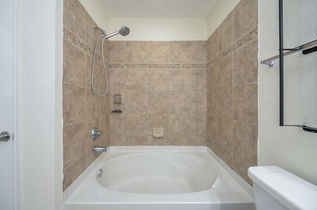 15330 Keystone Bend Ln, House other with 3 bedrooms, 2 bathrooms and 2 parking in Cypress TX | Image 19