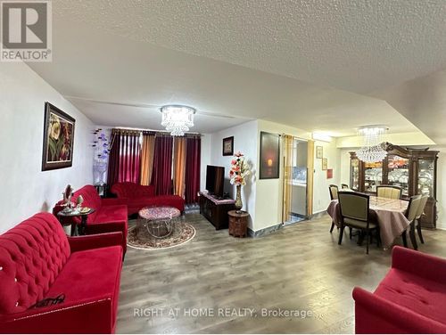 605-757 Victoria Park Ave, Scarborough, ON, M4C5N8 | Card Image
