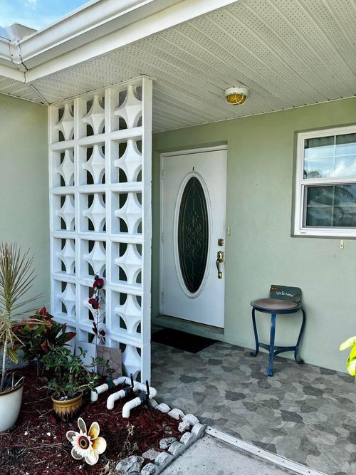 a-910 Savannas Point Dr, Fort Pierce, FL, 34982-5171 | Card Image