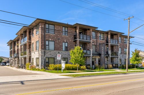 209-257 Millen Rd, Stoney Creek, ON, L8E2H1 | Card Image