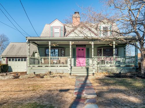 25 Juniper Ave, Wakefield, MA, 01880-1111 | Card Image