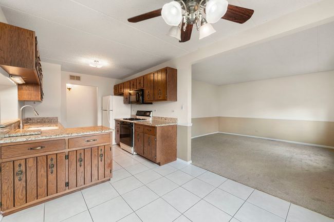 APT-1B - 9810 Mill Dr W, Condo with 2 bedrooms, 2 bathrooms and 1 parking in Palos Park IL | Image 6