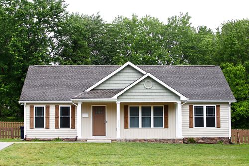 212 Princeton Cir Ne, Roanoke, VA, 24012-3600 | Card Image