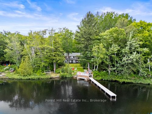 1137 Dickie Lake Road N, Lake of Bays, ON, P0B1E0 | Card Image