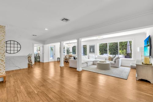 2800 Ne 21st Ave, Lighthouse Point, FL, 33064-7609 | Card Image