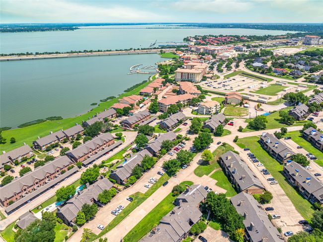2036 Signal Ridge Pl, Condo with 2 bedrooms, 2 bathrooms and null parking in Rockwall TX | Image 24