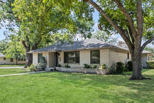 1630 Loree Dr, Dallas, TX, 75228-3621 | Card Image