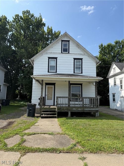 338 E Thornton St, Akron, OH, 44311-1645 | Card Image