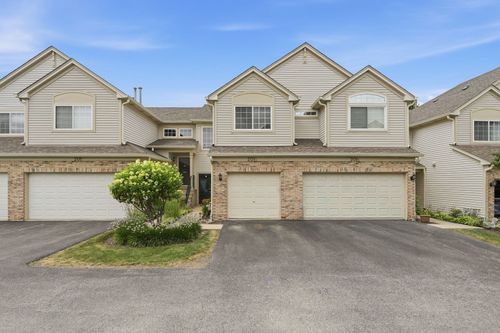 c-201 Nicole Dr, South Elgin, IL, 60177-3620 | Card Image