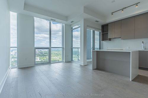 5606-1 Yorkville Ave, Toronto, ON, M4W0B1 | Card Image