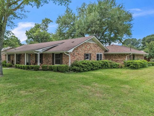 2005 Cardinal St, Longview, TX, 75601-3718 | Card Image