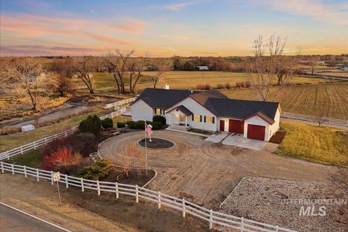 16921 Oasis Rd, Caldwell, ID, 83607-8687 | Card Image