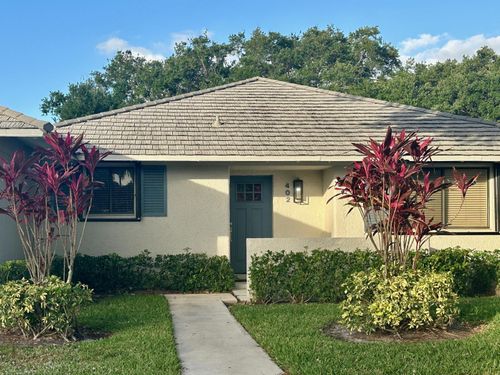 402 Club Dr, Palm Beach Gardens, FL, 33418-7073 | Card Image