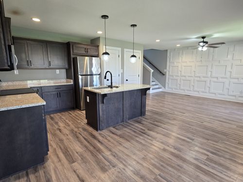 414A Oak St, Clarksville, TN, 37042 | Card Image