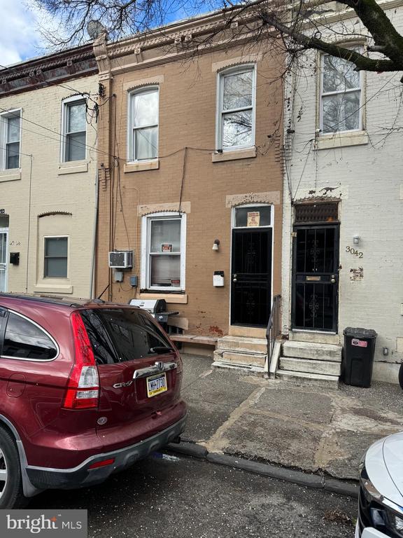 Lawrence St, Philadelphia, PA 19133