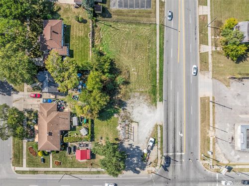 680 E Pierson Rd, Flint, MI, 48505-3395 | Card Image