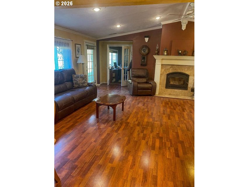 Residential in Azalea 4