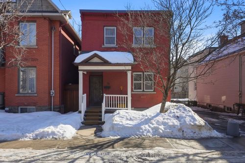 28 Lewis St, Ottawa, ON, K2P0S3 | Card Image