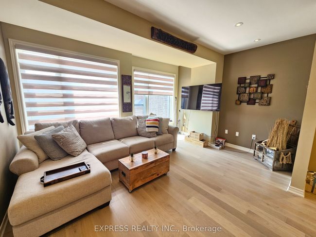 279 Moody Dr, House attached with 3 bedrooms, 3 bathrooms and 2 parking in Kleinburg ON | Image 15