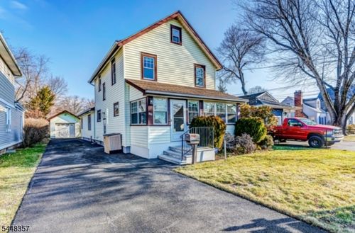 1-158 Stout Ave, Middlesex, NJ, 08846-1158 | Card Image