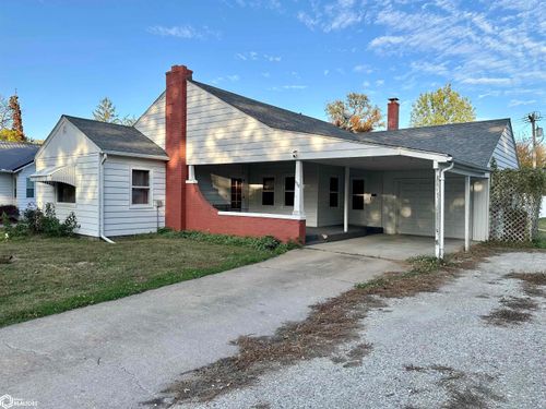 820 N Grand St, Chariton, IA, 50049-1308 | Card Image