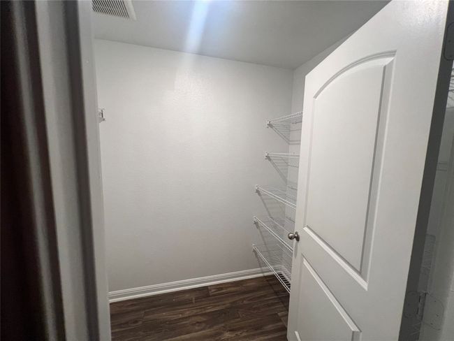 137 Dupont Pass, House other with 4 bedrooms, 4 bathrooms and null parking in Jarrell TX | Image 8