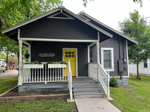 305 S Washington, New Braunfels, TX, 78130 | Card Image