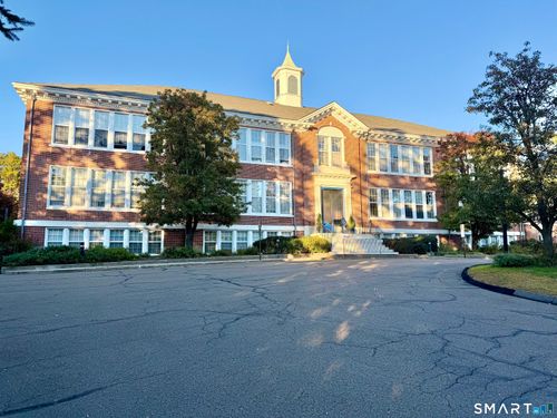 107-35 Bridge St, Westport, CT, 06880-4942 | Card Image
