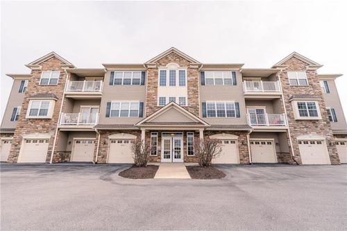 6835 Pioneer Drive, Lower Macungie Twp, PA, 18062 | Card Image