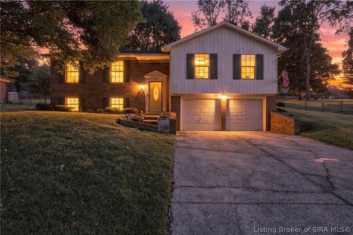 6507 Brad Ct, Floyds Knobs, IN, 47119-9568 | Card Image