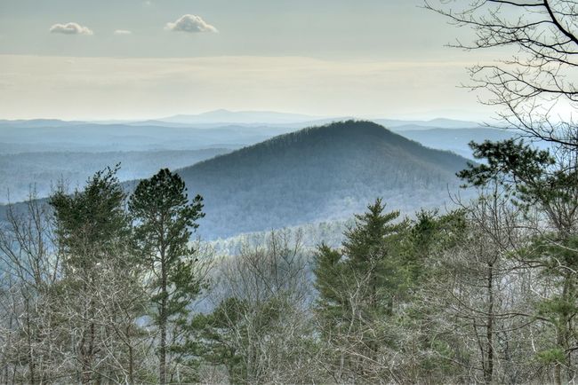 368 Walnut Rdg, Home with 4 bedrooms, 2 bathrooms and null parking in Ellijay GA | Image 7
