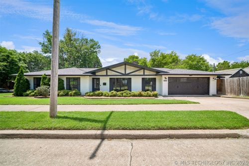 1342 Columbia Ave, Tulsa, OK, 74104-4328 | Card Image