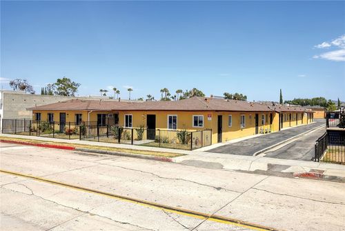428 N Poplar Avenue, Montebello, CA, 90640 | Card Image
