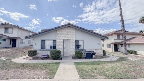 3465 20th St, Highland, CA, 92346 | Card Image