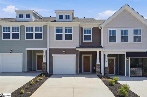 8 Shoemaker Road, Greenville, SC, 29617 | Card Image