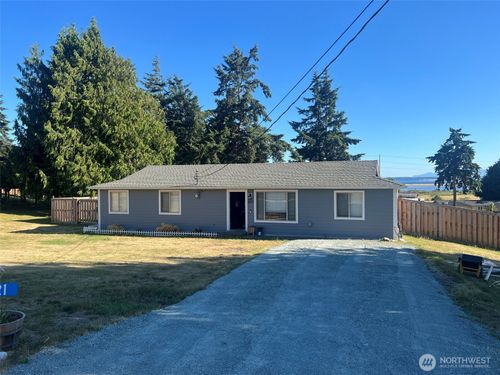 621 Crockett Lake Dr, Coupeville, WA, 98239-9598 | Card Image