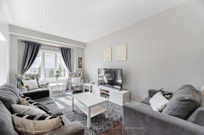 5312 Dryden Ave, House attached with 3 bedrooms, 3 bathrooms and 1 parking in Burlington ON | Image 8