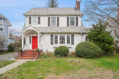22 Brookdale Pl, Rye, NY, 10580-2702 | Card Image