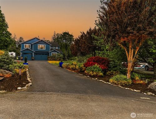 13732 3rd St Se, Snohomish, WA, 98290-5679 | Card Image
