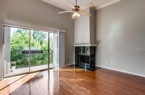 apt-7204-2201 Wolf St, Dallas, TX, 75201-1135 | Card Image