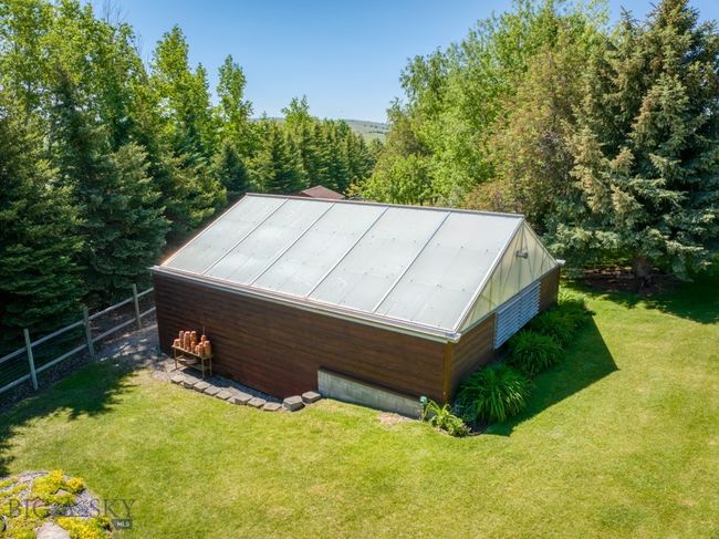 Exterior of greenhouse | Image 37