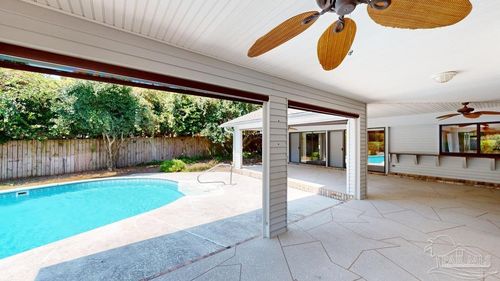 2221 Oxford Dr, Pensacola, FL, 32503-8202 | Card Image