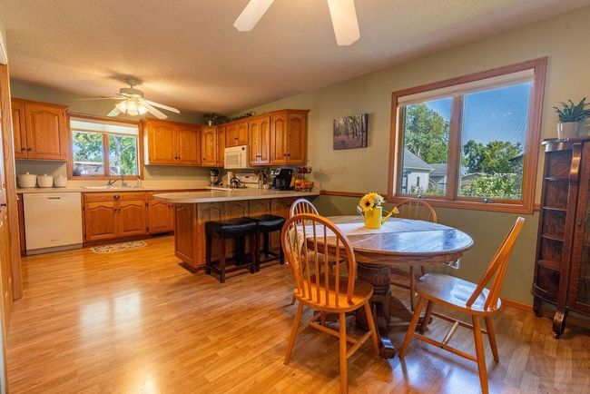 302 9 Th St N, House other with 3 bedrooms, 2 bathrooms and null parking in Kerkhoven MN | Image 10